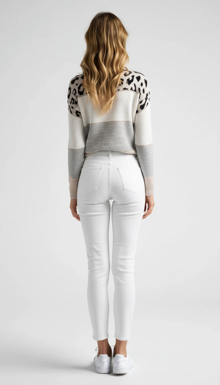 Yara™ - Leopard Print Pullover met Stijl