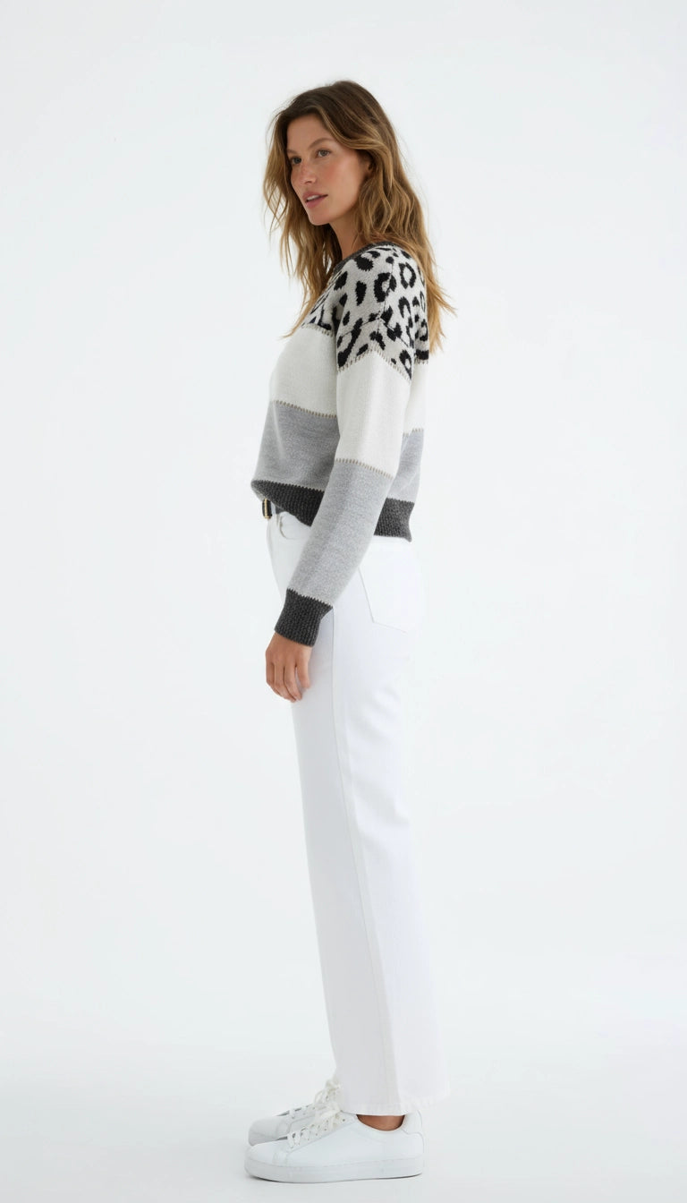 Yara™ - Leopard Print Pullover met Stijl