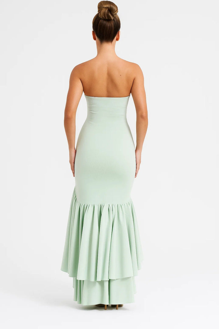 Lange strapless jurk met volant | Elegante asymmetrische split