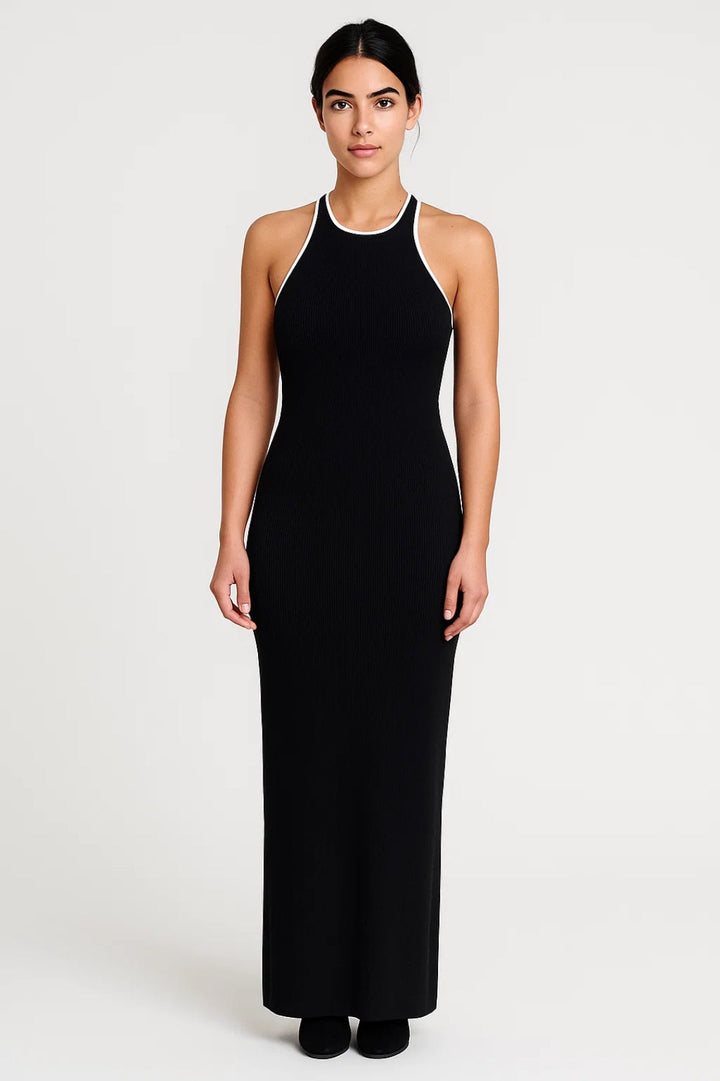Lange zwarte jurk met halterhals | Open rug | Aansluitende pasvorm