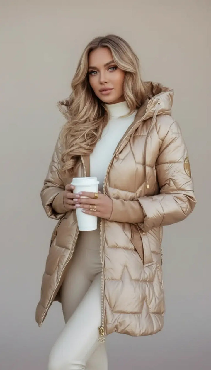 Jolijn | Elegante winterjas met capuchon.