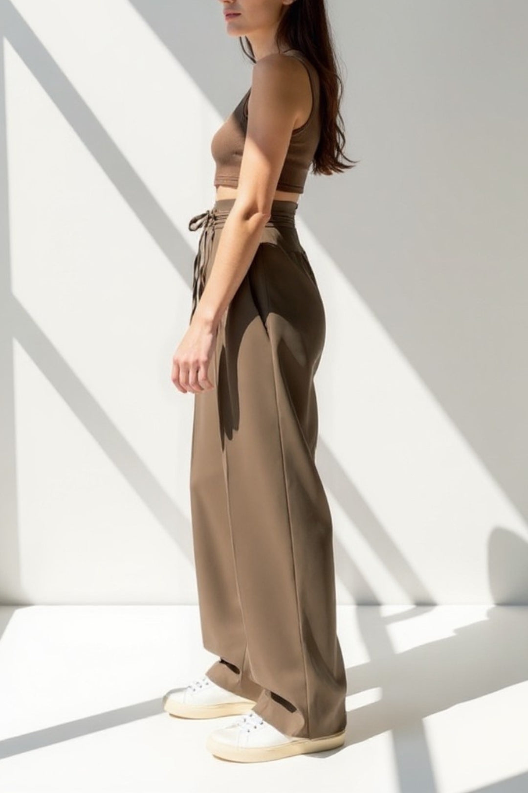 Broek met hoge taille en gevlochten riem | Wijde pijpen | Elegant en vloeiend