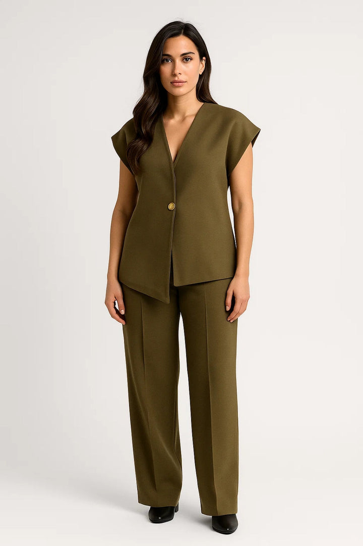 Tweedelige Set Dames | Mouwloze Top met Goudkleurige Knoop en Pantalon | Stijlvol en Gestructureerd