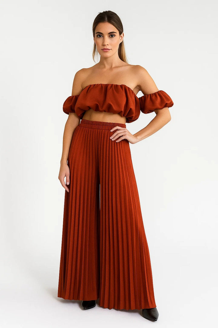 Tweedelige Set Dames | Off-Shoulder Crop Top en Plissé Broek | Zomers en Speels