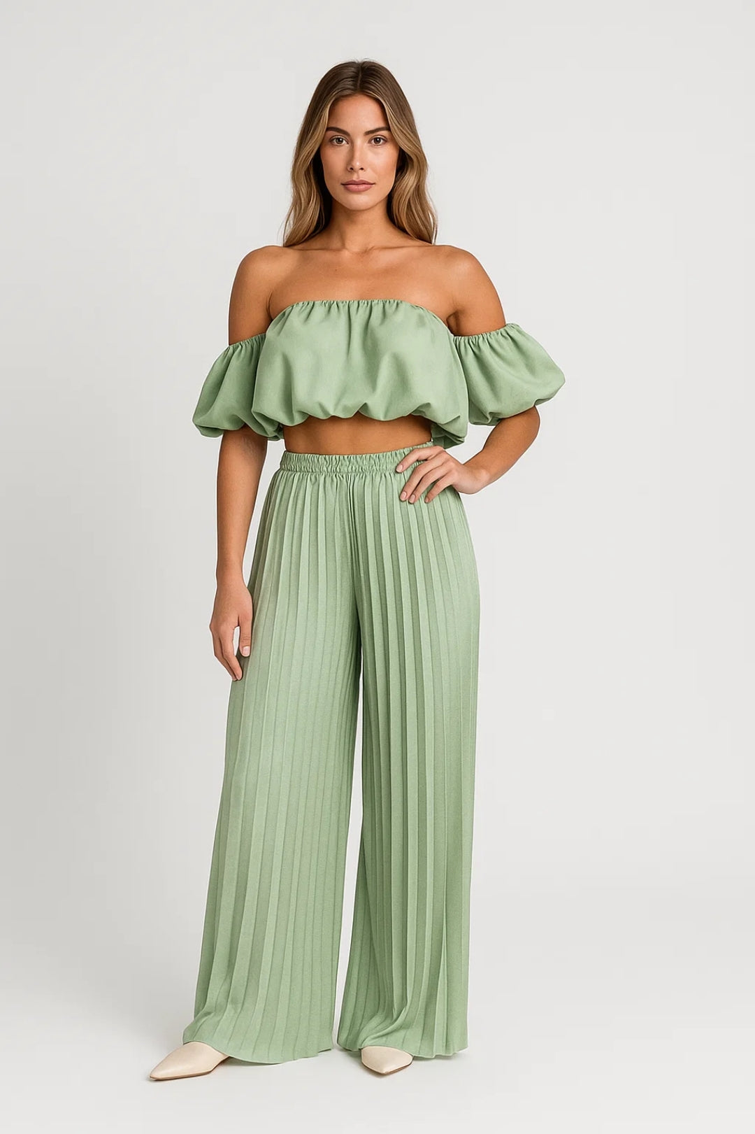 Tweedelige Set Dames | Off-Shoulder Crop Top en Plissé Broek | Zomers en Speels
