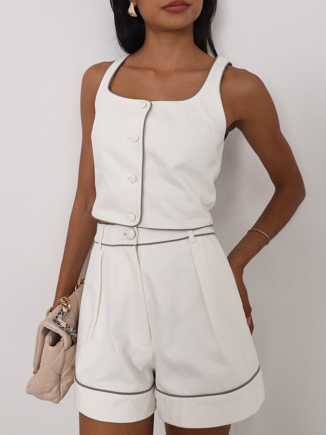 Shola Contrast Edge Denim Top | Wit/Taupe