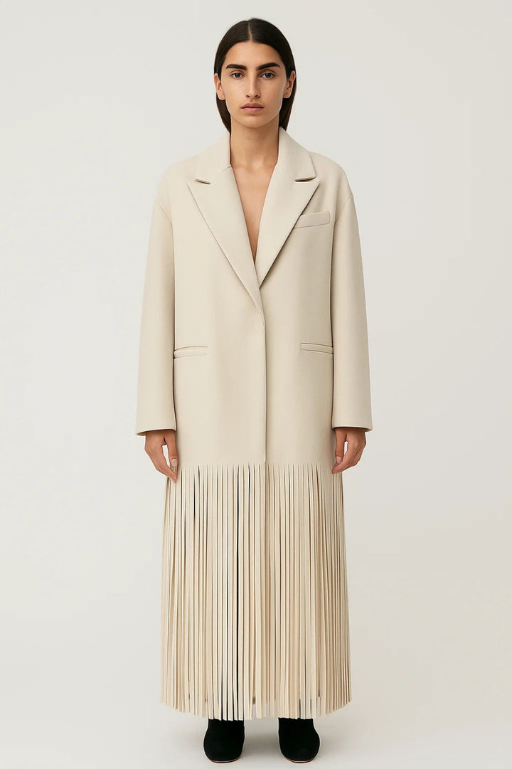 Lange Jassen Collectie | Damesjas met Reverskraag en Lasergesneden Franje | Lichtgewicht en Ademend